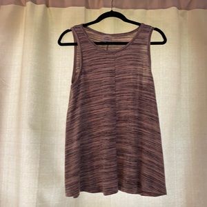 Sleeveless knit top